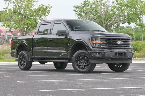 Agate Black Metallic 2024 Ford F-150 XLT