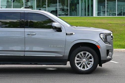 2024 GMC Yukon XL SLT