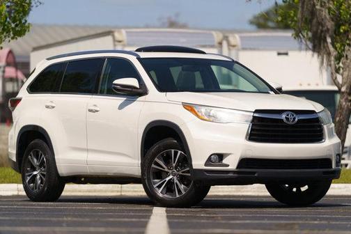 Blizzard Pearl 2016 Toyota Highlander XLE