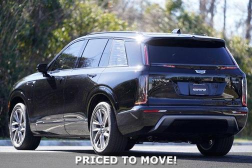 2026 Cadillac VISTIQ Sport