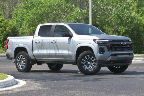 Sterling Gray Metallic 2024 Chevrolet Colorado Z71