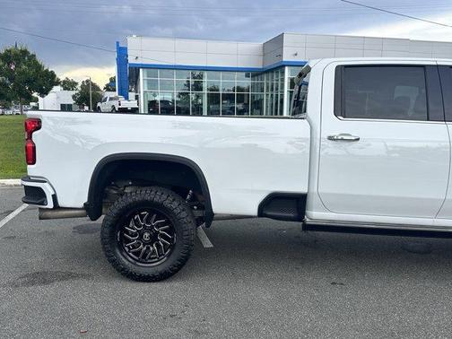 2022 Chevrolet Silverado 3500 High Country