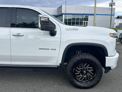 2022 Chevrolet Silverado 3500 High Country