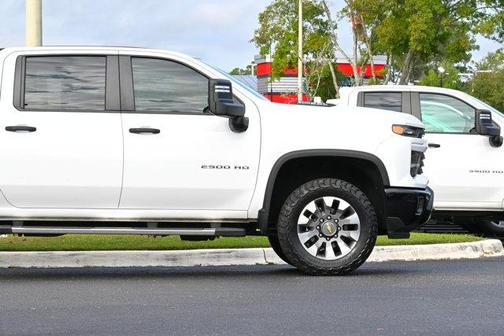 2024 Chevrolet Silverado 2500 Custom