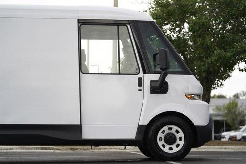 Oyster 2025 Chevrolet BrightDrop 400 Base