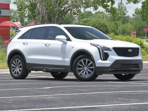 Crystal White Tri-Coat 2019 Cadillac XT4 Sport