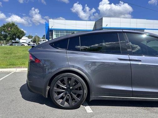 2022 Tesla Model X Base