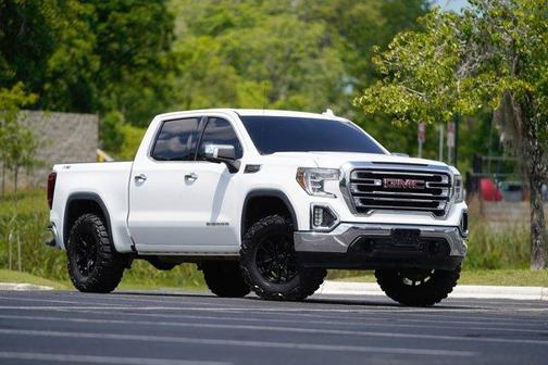 Summit White 2021 GMC Sierra 1500 SLT