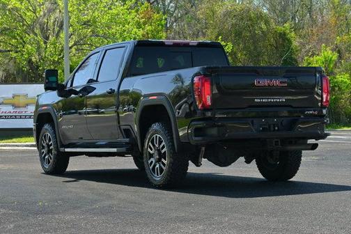 2022 GMC Sierra 2500 AT4