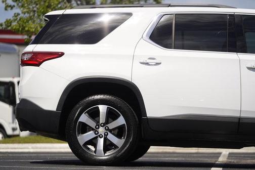 Summit White 2019 Chevrolet Traverse LT Leather
