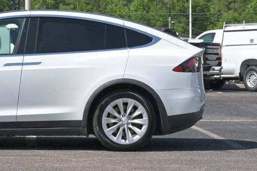 2020 Tesla Model X Long Range