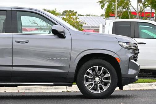 2021 Chevrolet Suburban LT