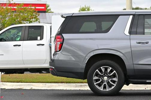 2021 Chevrolet Suburban LT