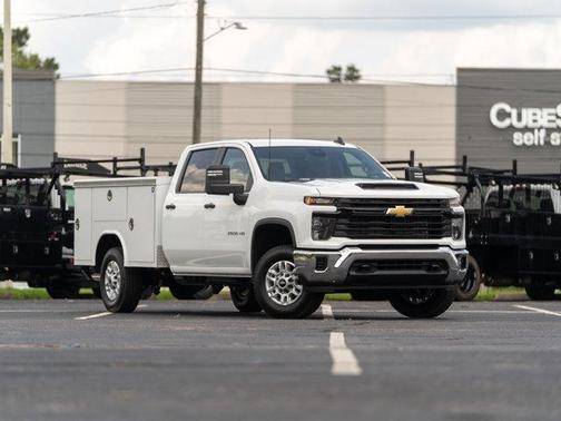 Summit White 2026 Chevrolet Silverado 2500 WT