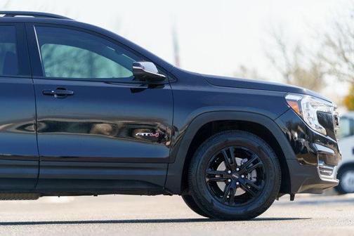 2022 GMC Terrain AT4