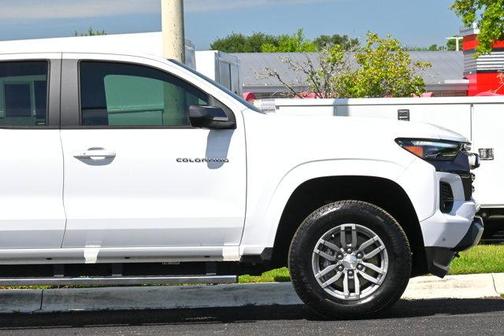 2024 Chevrolet Colorado LT