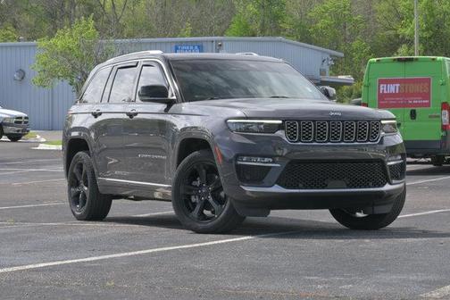 2023 Jeep Grand Cherokee Summit