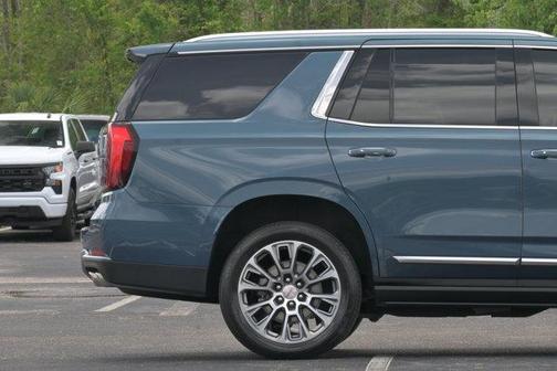 Metallic 2025 GMC Yukon Denali