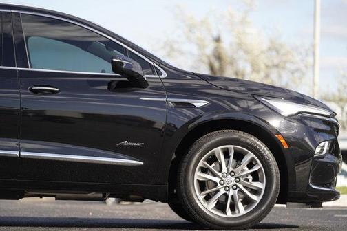 2024 Buick Enclave Avenir