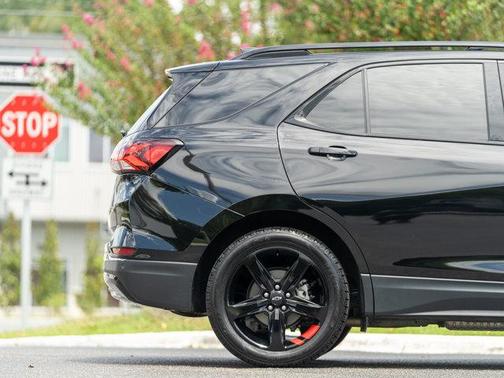 Mosaic Black Metallic 2023 Chevrolet Equinox Premier