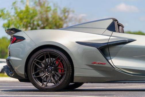 Gray Metallic 2024 Chevrolet Corvette Z06