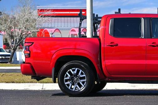 2024 Nissan Frontier SL