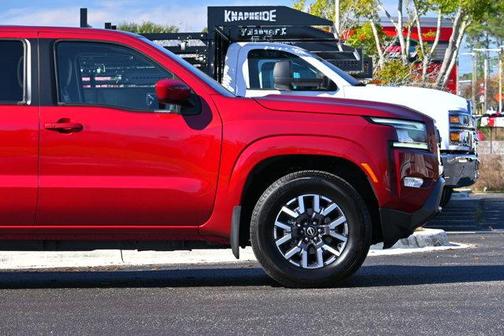 2024 Nissan Frontier SL