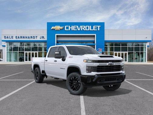 Summit White 2026 Chevrolet Silverado 2500 Custom