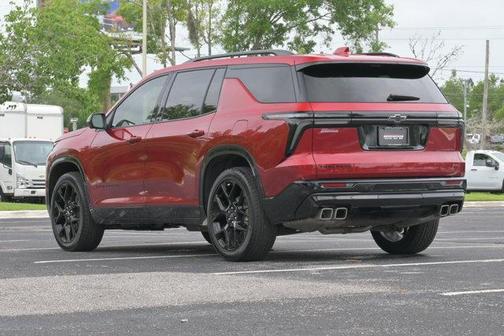 Radiant Red 2024 Chevrolet Traverse RS