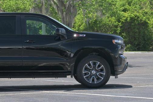 Black 2019 Chevrolet Silverado 1500 RST