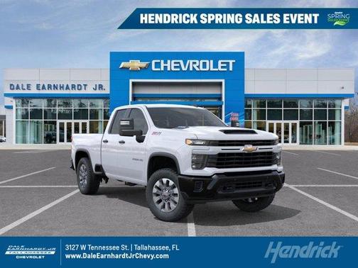 Summit White 2026 Chevrolet Silverado 2500 Custom