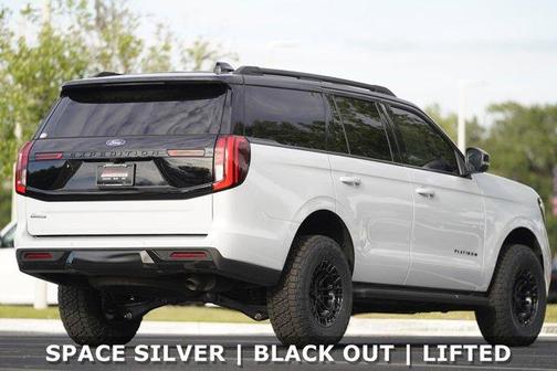 Space Silver 2026 Ford Expedition Platinum
