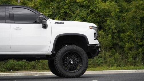 Summit White 2025 Chevrolet Silverado 2500 LTZ