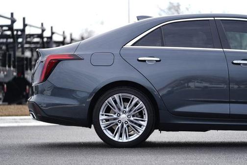 2022 Cadillac CT4 Premium Luxury