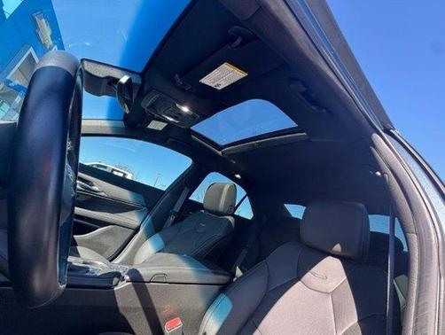 2022 Cadillac CT4 Premium Luxury