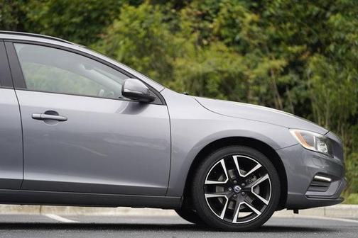 Gray 2018 Volvo V60 T5 Dynamic