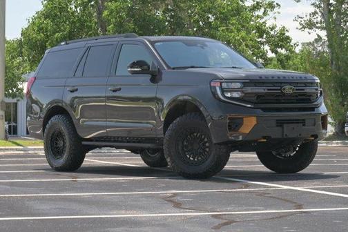 Dark Matter Gray Metallic 2025 Ford Expedition Tremor
