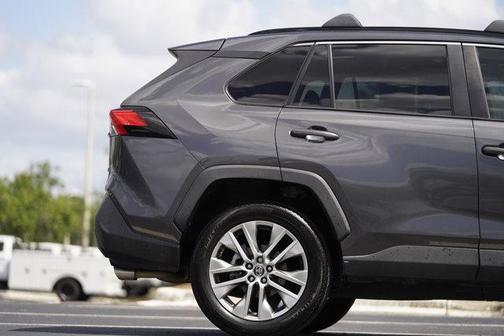 Magnetic Gray Metallic 2022 Toyota RAV4 XLE Premium