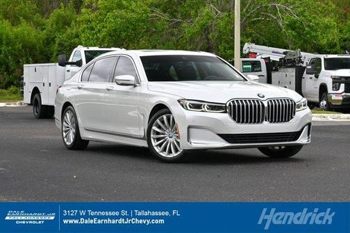 2020 BMW 740 i