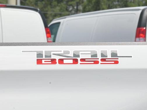 Summit White 2024 Chevrolet Silverado 1500 Custom Trail Boss