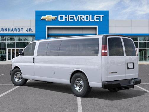 2025 Chevrolet Express 3500 LS