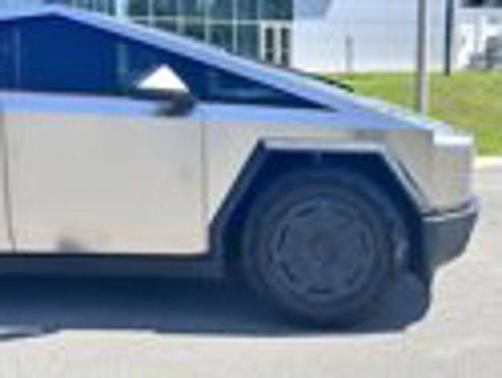 2025 Tesla Cybertruck Base