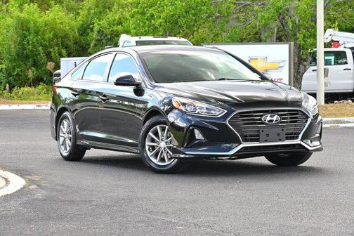 2018 Hyundai SONATA SE