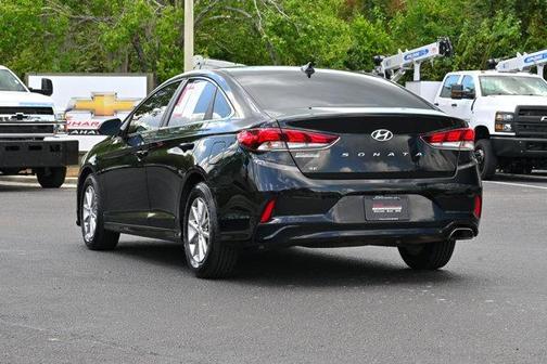 2018 Hyundai SONATA SE