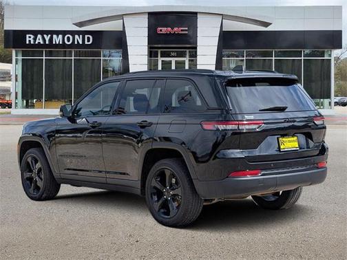 2024 Jeep Grand Cherokee Altitude