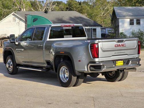 2026 GMC Sierra 3500 SLT