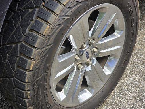 Agate Black Metallic 2019 Ford F-150 XLT
