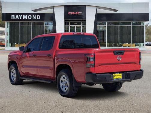 2022 Nissan Frontier S