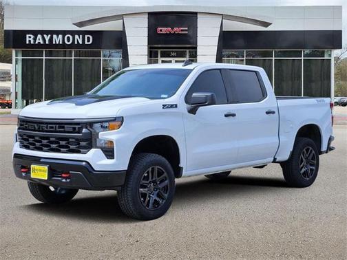 2024 Chevrolet Silverado 1500 Custom Trail Boss