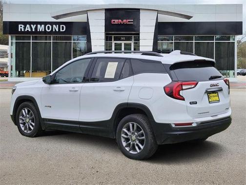 2022 GMC Terrain AWD AT4